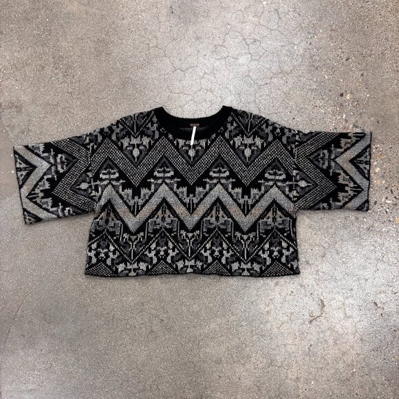 Free People Women's Superstar Cropped Boxy Pullover Sweater Black Combo - Picture 4 of 7